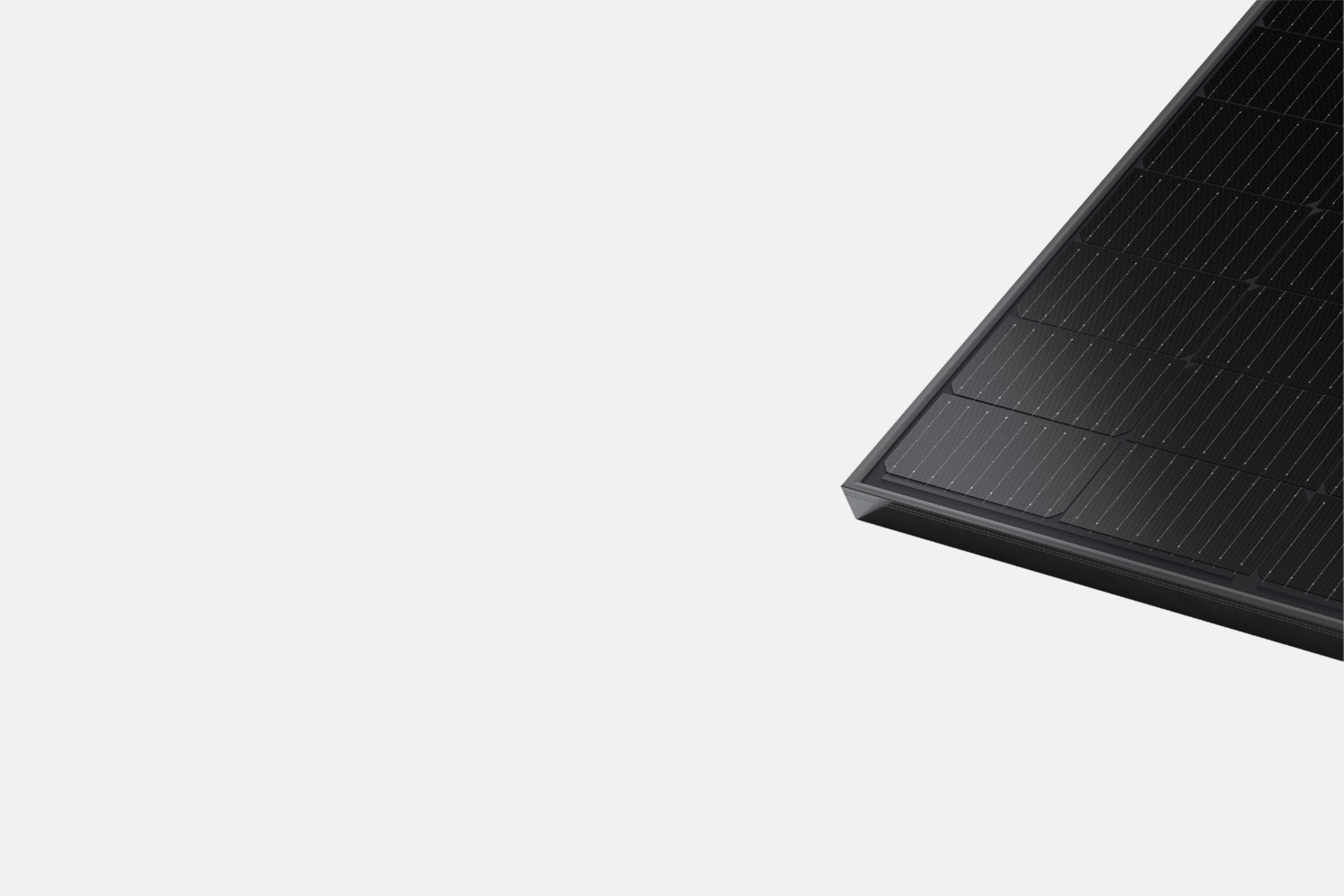 Gletscher Energy Makellos Series monocrystalline black solar panel with high-efficiency cells, displayed on a white background for premium rooftop and infrastructure use.